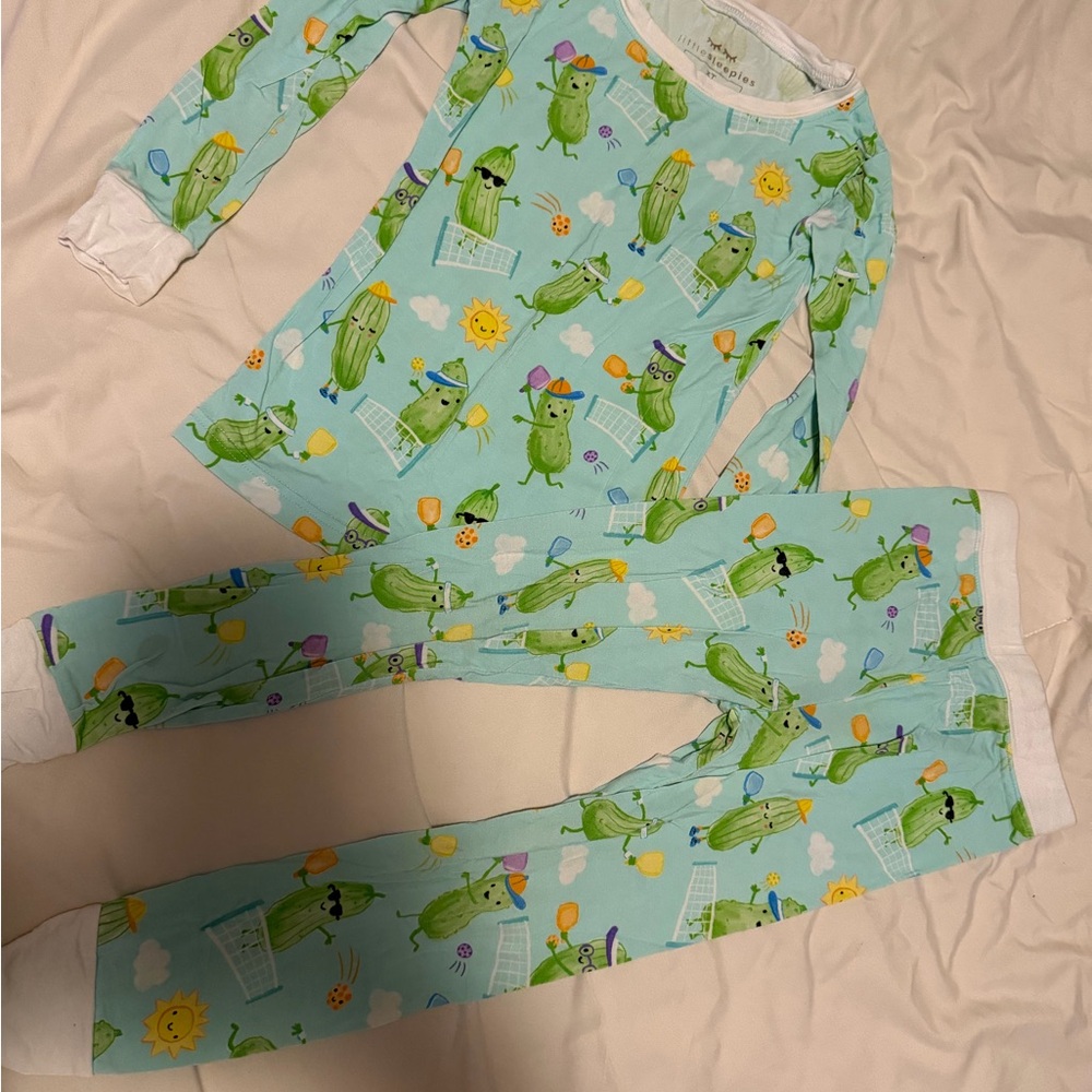 Kids Pickle Print Pajamas - Green